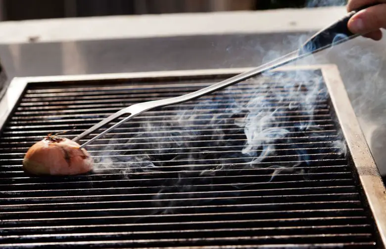 How do you clean a grill without a grill brush