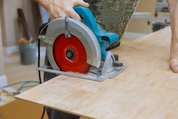 What is the best blade to cut plywood with a circular saw