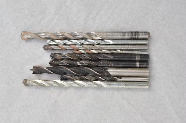 What is the best drill bit for cabinet holes