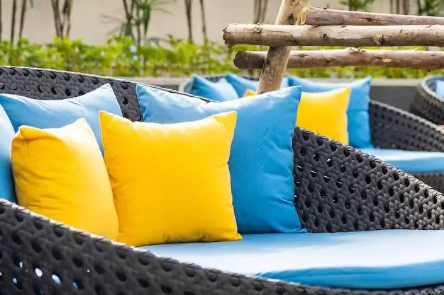 How do you make outdoor cushions stay put