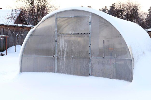 Do mini greenhouses work in winter