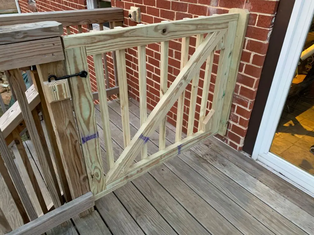 How do you build a dog gate for a deck