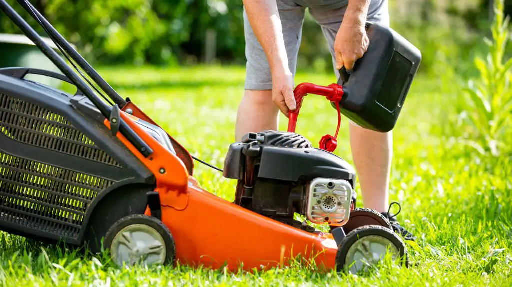 How do I know if my lawn mower needs a new carburetor