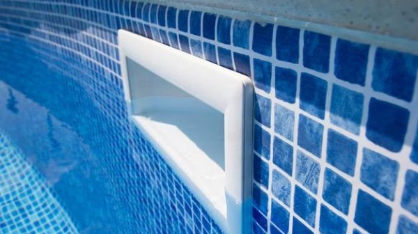 Can you put a bottom drain in an above ground pool?