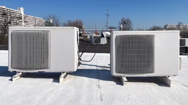 Should you cover the top of your air conditioner?