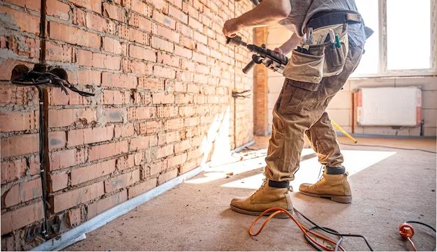 What are two advantages of hiring the handyman as a contractor