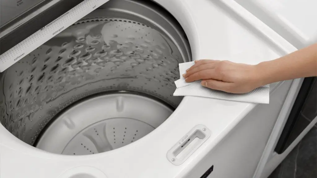 How do I self clean my Whirlpool front load washer