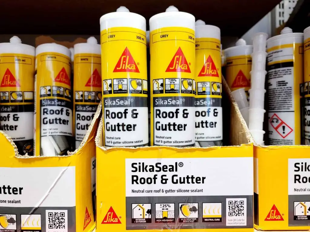 Can silicone sealant be used on gutters