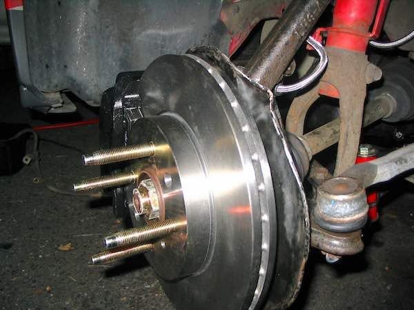 How long does it take to replace a wheel stud