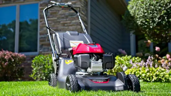 Why is Honda discontinuing lawn mowers?