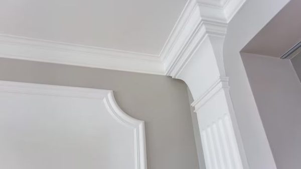 Is there a modern crown molding?