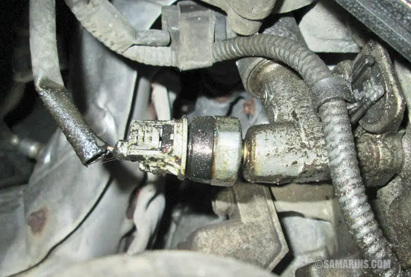 What happens when oil pressure switch is leaking