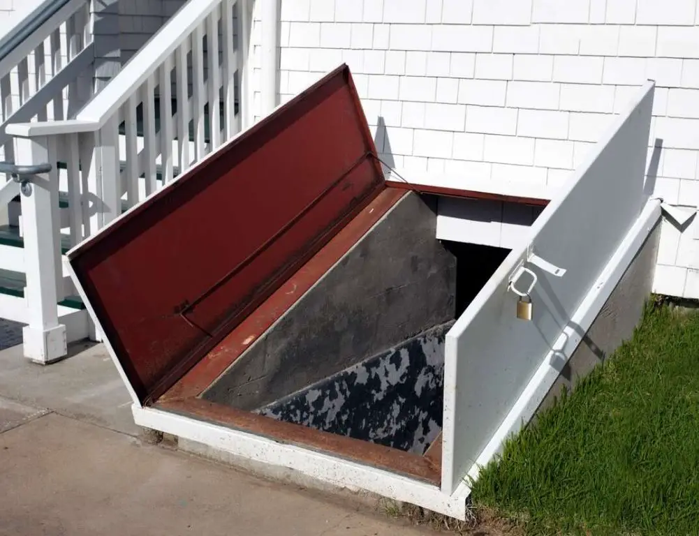 What is the cheapest way to build a storm shelter