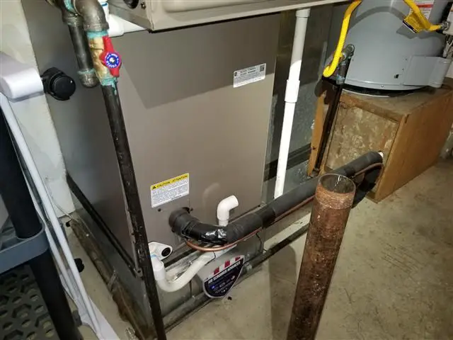 Does an AC line set need to be insulated