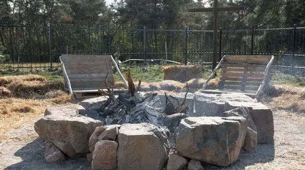 What kind of concrete do you use for a fire pit?