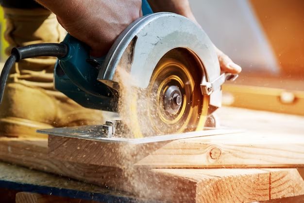 Which is better worm drive or circular saw