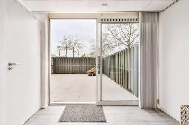 What are common problems with bifold doors