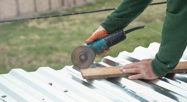 What kind of blade do you use to cut tin roofing