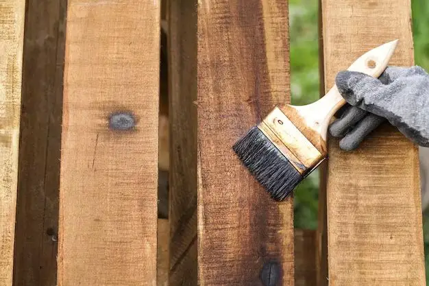 What is the best color to stain a pine fence