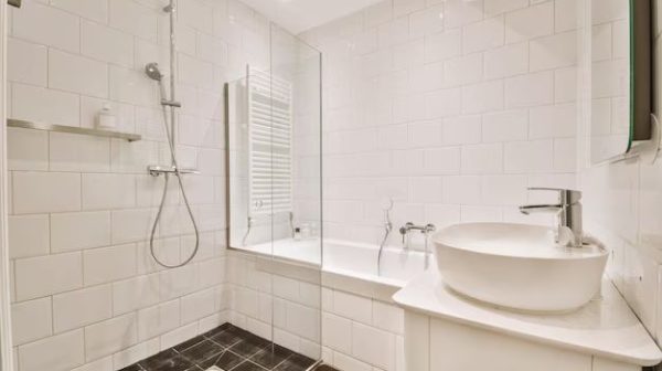 What are the cons of a shower tub combo?