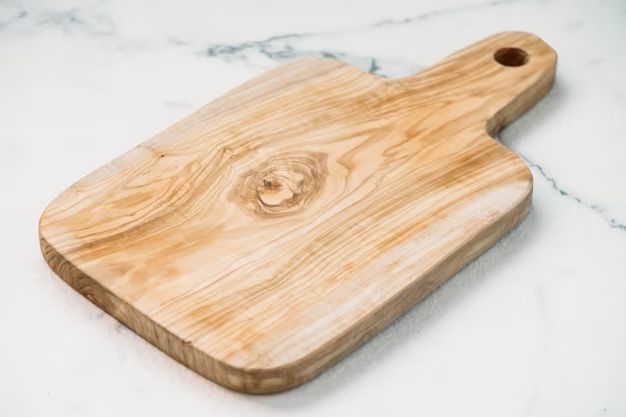 What is the best wood for cutting board and why