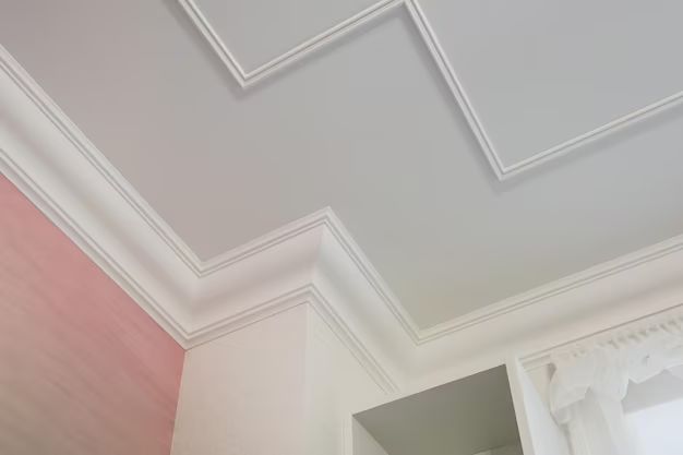 What is the angle for corner molding