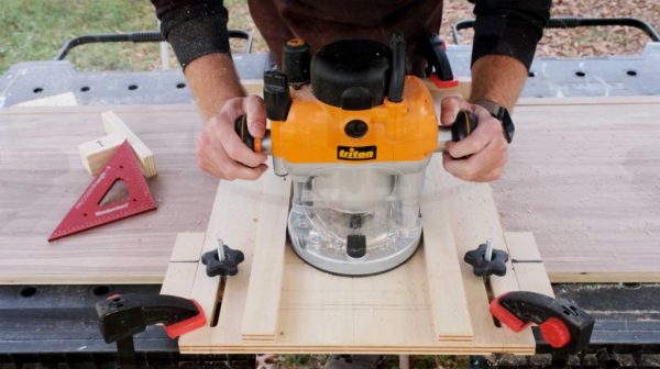 Can you cut dadoes with a trim router?