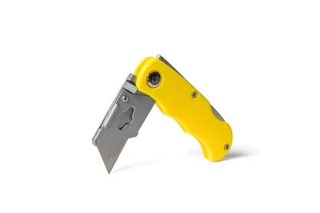 What is the best knife for cutting insulation