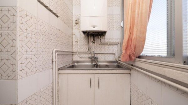 Why do old bathrooms have heat lamps?