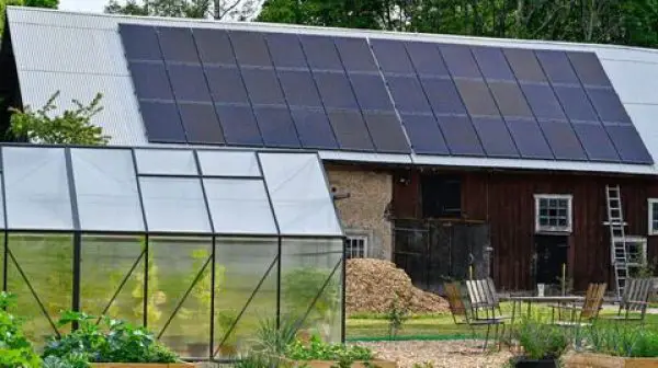 Can you use solar to heat a greenhouse?